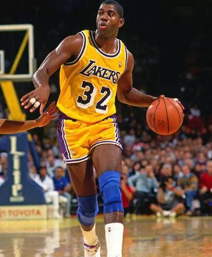 一个实现 一个实现